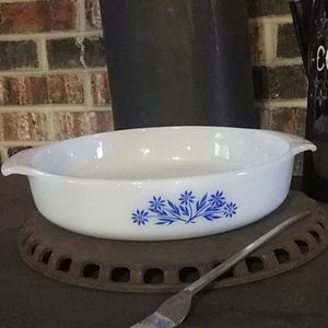 429 Fire King Blue Corn Flower 9" Baking Dish